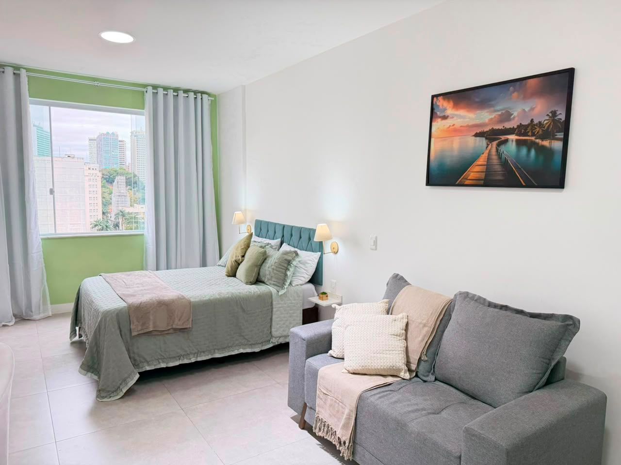 Apartamento reformado na Av. Gomes Freire